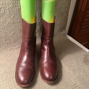 women’s Frye boots